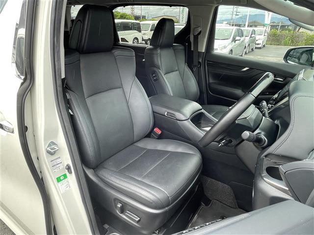アルファード ２．５Ｓ　Ｃパッケージ　純正９型ナビ／ＣＤ／ＤＶＤ／Ｂｌｕｅｔｏｏｔｈ／フルセグＴＶ／バックカメラ／フリップダウンモニター／ＥＴＣ／ドラレコ／レーダークルーズコントロール／ハンドルヒーター／エアーシート（24枚目）