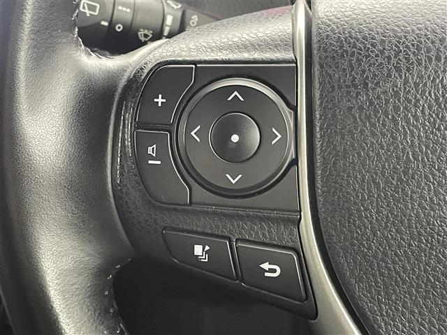 ノア Ｓｉ　ダブルバイビーＩＩ　純正１０型ナビ　純正１２．１型後席モニター　衝突被害軽減ブレーキ　両側電動スライドドア　クルコン　レーンキープ　　ＬＥＤオートライト　純正ドラレコ　ＥＴＣ　レザーステアリング　スマートキー　純正ＡＷ（9枚目）