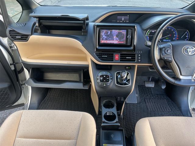 楽々収納！ペンや小物などかさばりますのであると便利ですよね！！