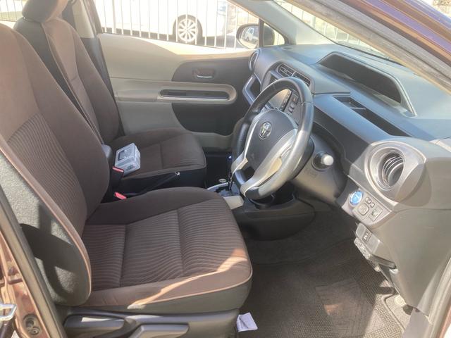 アクア G 2年保証付(走行無制限)(5枚目)