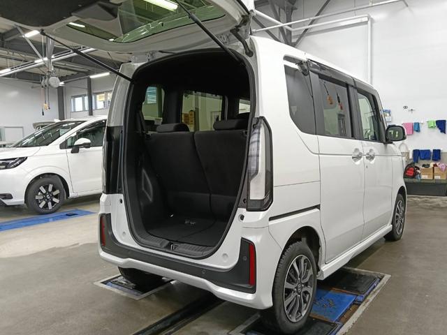 N-BOXカスタム ベースグレード(18枚目)