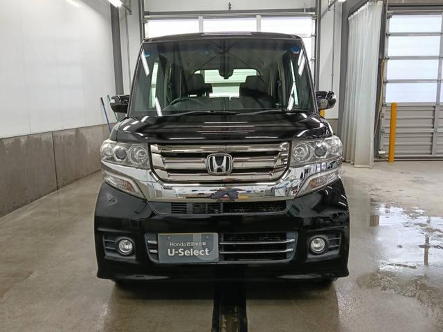 Ｎ－ＢＯＸ＋カスタム ２トーンカラースタイルＧ・Ｌパッケージ　４ＷＤ（2枚目）