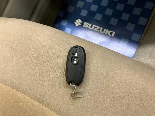 アルトラパン Ｘ　パナソニックナビ　オートライト　Ｂｌｕｅｔｏｏｔｈ　純正ナビ　プッシュスタート　シートヒーター　オートエアコン　スズキセーフティーサポート　衝突被害軽減システム　アイドリングストップ　横滑り防止機能　衝突安全ボディ（41枚目）