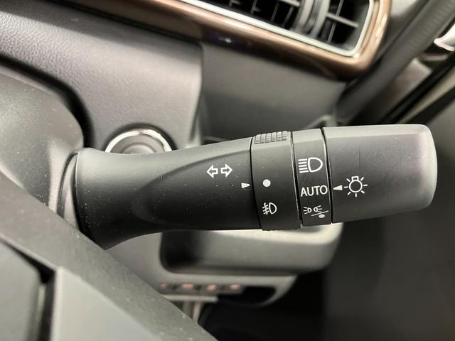 ワゴンＲカスタムＺ カスタムＺ　ＨＹＢＲＩＤ　ＺＸ　デジタルミラー装着車　オートライト　プッシュスタート　シートヒーター　オートエアコン　スズキセーフティーサポート　衝突被害軽減システム　アイドリングストップ　横滑り防止機能　衝突安全ボディ（30枚目）