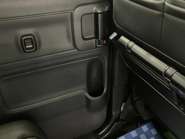 スペーシアカスタム カスタム HYBRID XSターボ LEDヘッドランプ オートライト スライドドア プッシュスタート シートヒーター オートエアコン 衝突被害軽減システム アイドリングストップ 横滑り防止機能 衝突安全ボディ(63枚目)