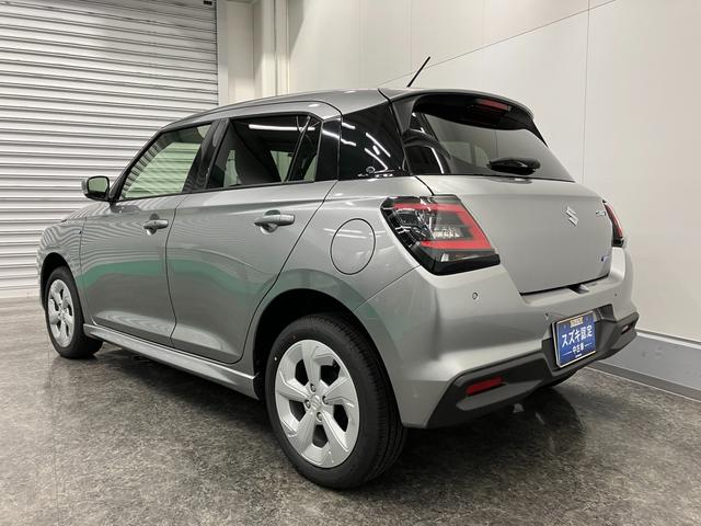 スイフト ＨＹＢＲＩＤ　ＭＸ　４ＷＤ　ＬＥＤヘッドランプ　オートライト　プッシュスタート　シートヒーター　オートエアコン　衝突被害軽減システム　アイドリングストップ　横滑り防止機能　衝突安全ボディ　盗難防止システム（16枚目）