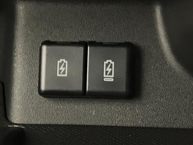 スペーシア ギア　ＨＹＢＲＩＤ　ＸＺ　全方位モニター付きナビ　オートライト　Ｂｌｕｅｔｏｏｔｈ　スライドドア　純正ナビ　プッシュスタート　シートヒーター　オートエアコン　衝突被害軽減システム　アイドリングストップ　横滑り防止機能　衝突安全ボディ（62枚目）