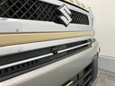 【全方位モニター用カメラ装着車】クルマの前後左右に4つのカメラを設置。対応ナビゲーション(販売会社装着アクセサリー)を装着すれば、クルマを真上から見たような映像などを映し出す全方位モニターに
