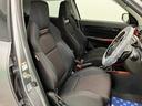 【フロントシート】さまざまな体格の方が快適に運転ができるよう配慮したシートになっております。