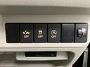 【運転席インパネスイッチ】安全装置関係のスイッチも操作しやすい位置に配置されています。