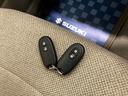 【スマートキー】キーをポケットやカバンに入れたままでもドアの施錠・開錠ができ、雨の日や荷物の多い日に大活躍!