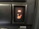 【シートヒーター】寒い冬にはシートをじんわり温めてくれてドライブも快適。エアコンの暖房よりも早く頭ってくれるので重宝しますよ♪