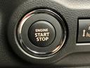 【キーレススタートシステム】エンジンスタートがボタン一つで始動。キーはポケットやカバンに入れたままでもエンジン始動が可能です。