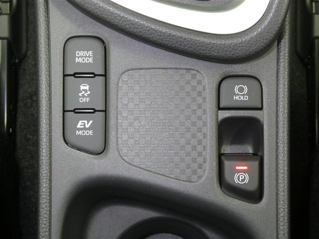 ヤリスクロス ハイブリッドＺ　セーフティセンス　ディスプレイオーディオ　ＬＥＤヘッドライト　リアスポイラー　バックモニター　スマートキー　純正アルミホイール　パワーシート　シート素材モケット　オートエアコン　クルーズコントロール（9枚目）