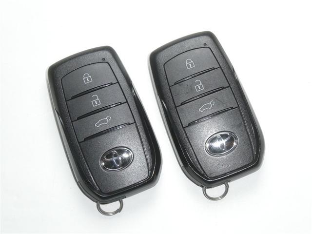 ヤリスクロス ハイブリッドZ アドベンチャー セーフティセンス ドラレコ付き LEDヘッドライト リアスポイラー バックモニター ワンオーナー車 スマートキー 純正アルミホイール ディスプレイオーディオ パワーシート オートエアコン(22枚目)