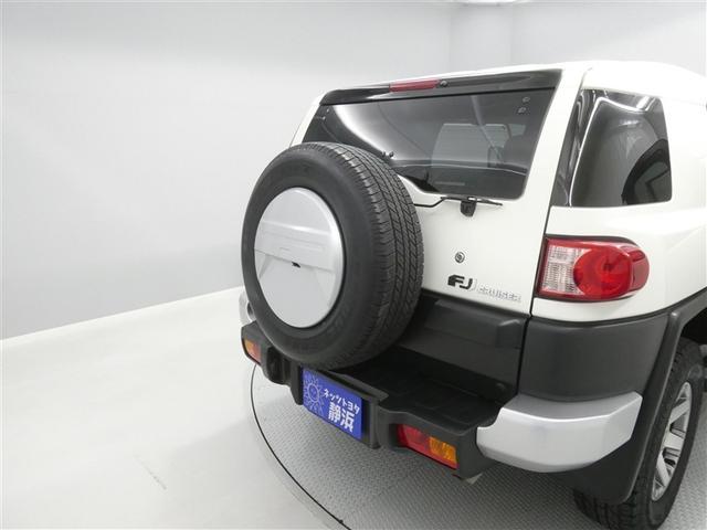 ＦＪクルーザー カラーパッケージ　４ＷＤ　フルセグ　メモリーナビ　ＤＶＤ再生　ミュージックプレイヤー接続可　バックカメラ　ＥＴＣ　ＬＥＤヘッドランプ（4枚目）