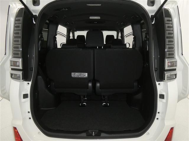 ヴォクシー ＺＳ　フルセグ　メモリーナビ　ＤＶＤ再生　バックカメラ　衝突被害軽減システム　ＥＴＣ　ドラレコ　両側電動スライド　ＬＥＤヘッドランプ　ウオークスルー　乗車定員８人　３列シート　アイドリングストップ（23枚目）