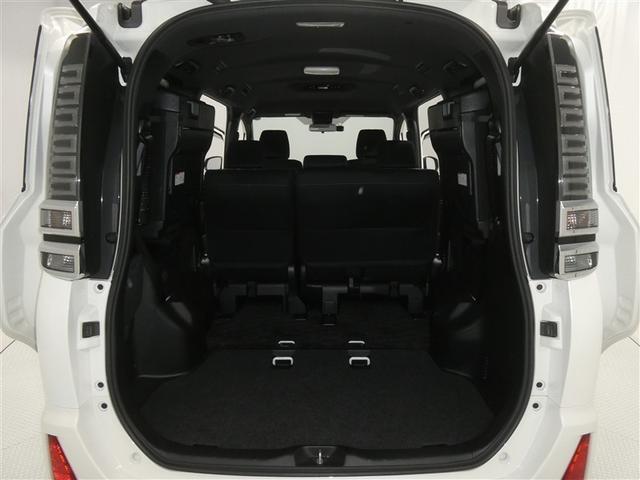 ヴォクシー ＺＳ　フルセグ　メモリーナビ　ＤＶＤ再生　バックカメラ　衝突被害軽減システム　ＥＴＣ　ドラレコ　両側電動スライド　ＬＥＤヘッドランプ　ウオークスルー　乗車定員８人　３列シート　アイドリングストップ（24枚目）