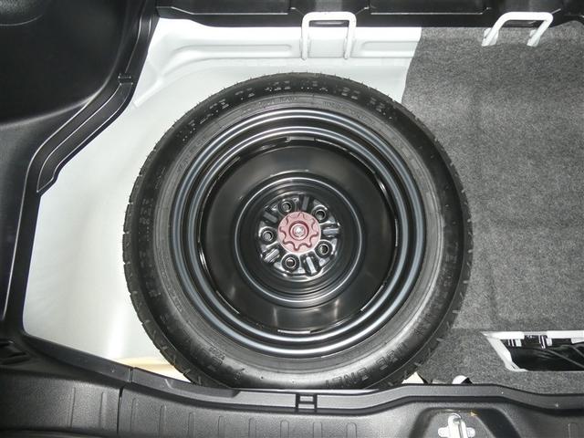 ヴォクシー ＺＳ　フルセグ　メモリーナビ　ＤＶＤ再生　バックカメラ　衝突被害軽減システム　ＥＴＣ　ドラレコ　両側電動スライド　ＬＥＤヘッドランプ　ウオークスルー　乗車定員８人　３列シート　アイドリングストップ（25枚目）