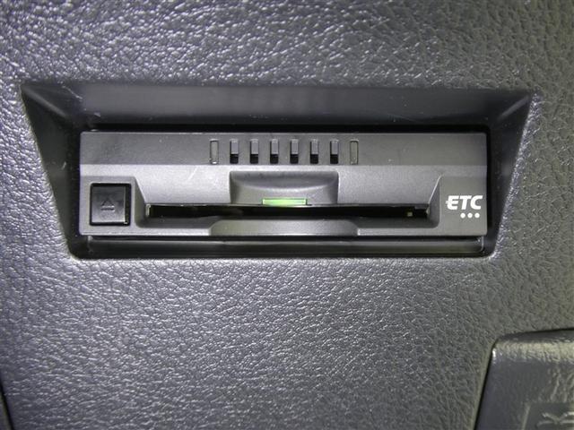 カローラフィールダー ハイブリッド　ＥＸ　セーフティセンス　ドラレコ付き　ＣＤ再生付き　リアスポイラー　社外アルミホイール　ＥＴＣ　バックモニター　スマートキー　メモリーナビ　シート素材モケット　オートエアコン　アイドリングストップ（12枚目）