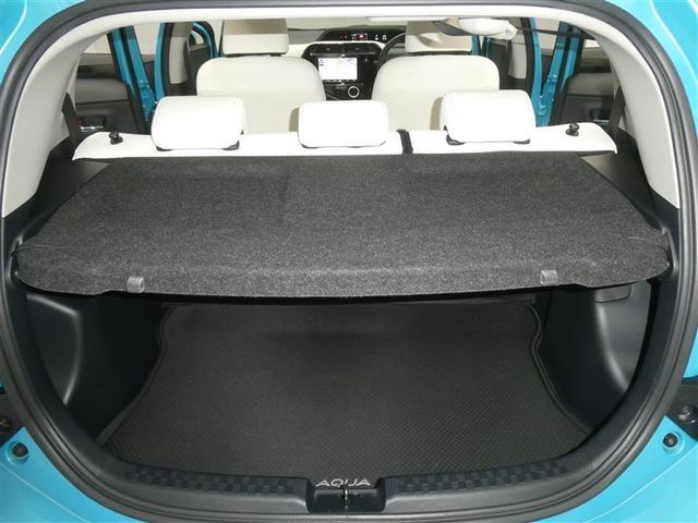 アクア Ｇソフトレザーセレクション　セーフティセンス　ドラレコ付き　合成皮革シート　ＬＥＤヘッドライト　バックモニター　ＥＴＣ　スマートキー　リアスポイラー　純正アルミホイール　ＣＤ／ＤＶＤ再生付き　フルセグメモリーナビ　オートエアコン（17枚目）