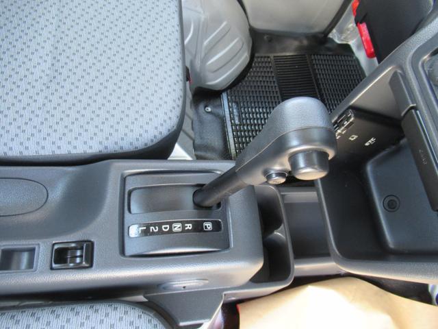 NT100クリッパートラック DX セーフティパッケージ(10枚目)