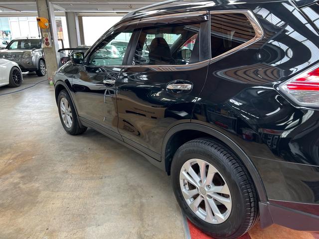 エクストレイル ２０Ｘｔｔ　エマージェンシーブレーキパッケージ　●ワンオーナー車両●純正ナビ●パワーバックドア●全方位カメラ●バックカメラ●フォグランプ●カプロンシート●クリアランスソナー●クルーズコントロール●Ｂｌｕｅｔｏｏｔｈ●ＣＤ●ラジオ●ＴＶ●ＥＴＣ（29枚目）