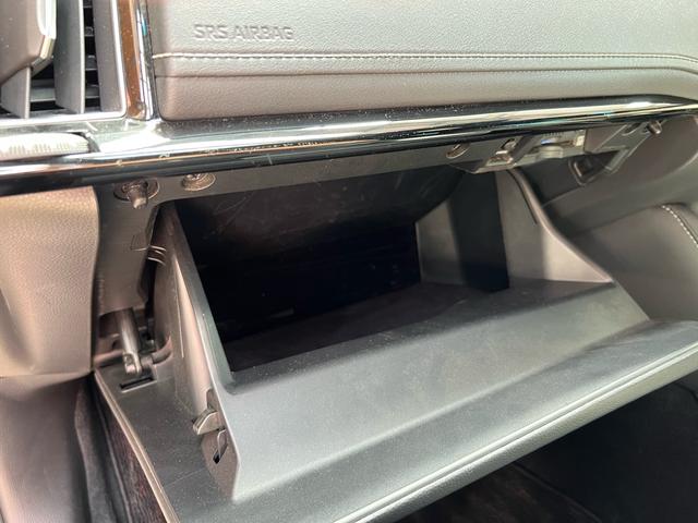 クラウンハイブリッド RSアドバンス ●ムーンルーフ●デジタルインナーミラー●TOM'Sカーボンステアリング●20インチフォージド●RSRサス●ツインディスプレイ●ドライブレコーダー●アラウンドビューモニター●ポップアップディスプレイ(21枚目)