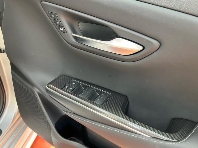 クラウンハイブリッド RSアドバンス ●ムーンルーフ●デジタルインナーミラー●TOM'Sカーボンステアリング●20インチフォージド●RSRサス●ツインディスプレイ●ドライブレコーダー●アラウンドビューモニター●ポップアップディスプレイ(32枚目)