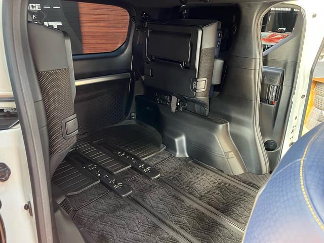 ヴェルファイア 2.5Z Aエディション ゴールデンアイズ ●特別仕様車●ワンオーナー車両●モデリスタエアロ●アルパイン11型ナビ●両側パワースライドドア●パワーゲート●ハーフレザーシート●LEDヘッドライト●バックカメラ●Bluetooth●TV●ETC(47枚目)