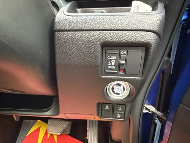 N-BOXカスタム G・Lホンダセンシング ナビTV ブルートゥース 片側パワースライドドア(13枚目)