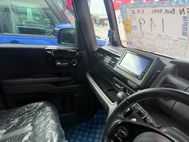 Ｎ－ＢＯＸカスタム Ｌターボ　フルセグナビ　ブルートゥース　バックモニター　片側パワースライドドア　前後ドライブレコーダー（13枚目）