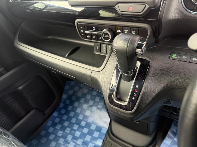 Ｎ－ＢＯＸカスタム Ｌターボ　フルセグナビ　ブルートゥース　バックモニター　片側パワースライドドア　前後ドライブレコーダー（17枚目）