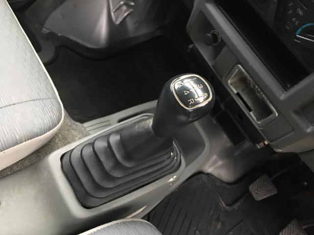 ミニキャブバン CD 2シーター ハイルーフ・MT5速・エアコン・パワーハンドル・集中ドアロック(9枚目)
