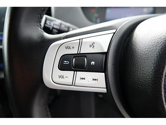 フィット e:HEVホーム 純正オーディオ スマートキー、ETC、リアカメラ、フロアマット、ドアバイザー、あんしんパッケージ 防錆済 助手席エアバッグ 運転席エアバッグ アイドリングストップ LEDライト USB接続 ABS(31枚目)