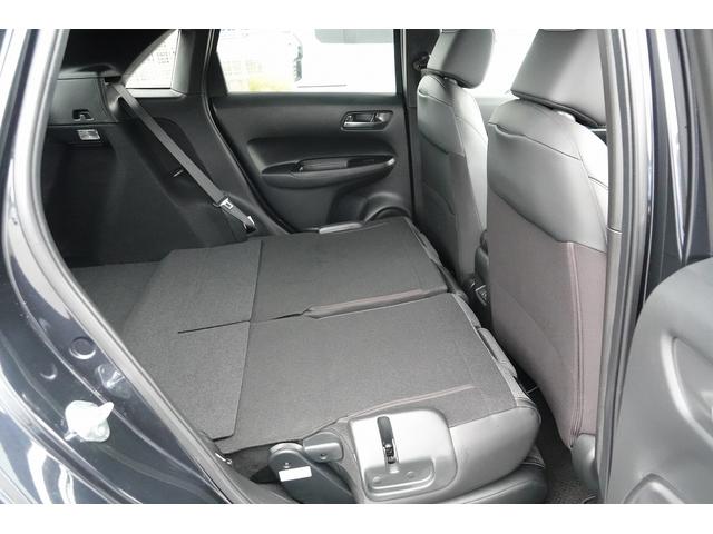 フィット e:HEVホーム 純正オーディオ スマートキー、ETC、リアカメラ、フロアマット、ドアバイザー、あんしんパッケージ 防錆済 助手席エアバッグ 運転席エアバッグ アイドリングストップ LEDライト USB接続 ABS(50枚目)