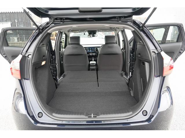 フィット e:HEVホーム 純正オーディオ スマートキー、ETC、リアカメラ、フロアマット、ドアバイザー、あんしんパッケージ 防錆済 助手席エアバッグ 運転席エアバッグ アイドリングストップ LEDライト USB接続 ABS(51枚目)