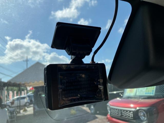 ドライブレコーダー付いています