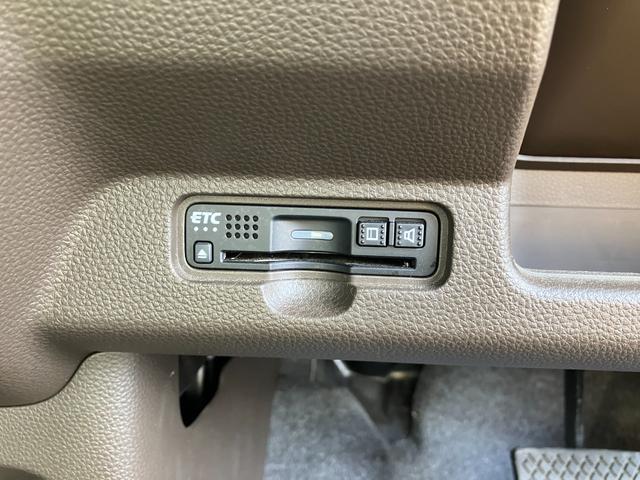 N-WGN Lホンダセンシング ETC装備 Bモニタ 誤発進抑制 ブルートゥースオーディオ 車線逸脱防止 シートヒータ 衝突安全ボディ オートライト オートハイビーム DVD フルセグ 横滑り防止機能 USBポート キーフリー SD(13枚目)