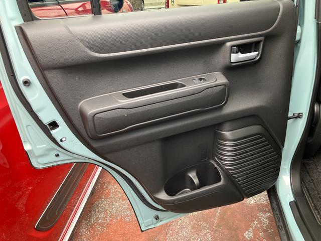 後部座席左ドア