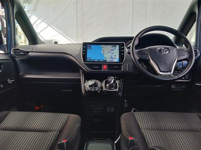 ノア ハイブリッドＳｉ　フルセグ　メモリーナビ　ＤＶＤ再生　ミュージックプレイヤー接続可　バックカメラ　衝突被害軽減システム　ＥＴＣ　両側電動スライド　ＬＥＤヘッドランプ　乗車定員７人　３列シート　記録簿（23枚目）