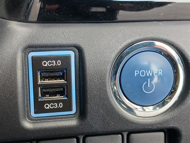 ノア ハイブリッドＳｉ　フルセグ　メモリーナビ　ＤＶＤ再生　ミュージックプレイヤー接続可　バックカメラ　衝突被害軽減システム　ＥＴＣ　両側電動スライド　ＬＥＤヘッドランプ　乗車定員７人　３列シート　記録簿（35枚目）