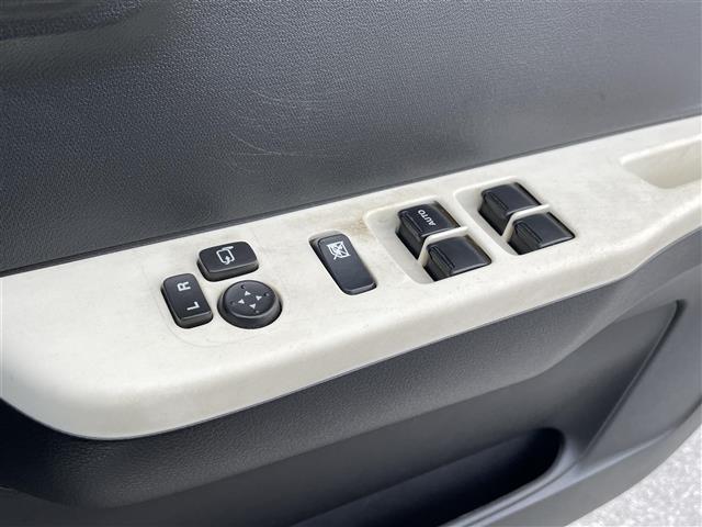 S キーレス メモリナビ ETC Bluetooth接続 パワーウィンドウ パワーステアリング CD フルセグTV ドライブレコーダー フロアマット シートヒーター ABS 横滑り防止機能(20枚目)