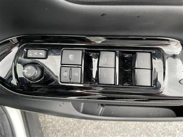 ZS 煌III トヨタセーフティセンス プッシュスタート 純正ナビ Bluetooth TV AUX USB バックカメラ 両側パワースライドドア コーナーセンサー ETC オートライト LEDヘッドライト(18枚目)