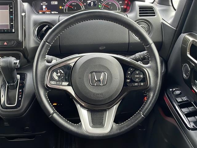 店舗にて現車の確認もいただけますので、お電話で在庫のご確認の上是非ご来店くださいませ！！！