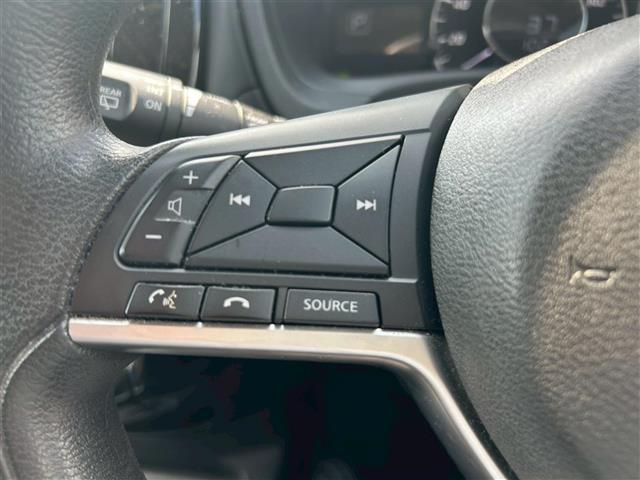 ノート ｅ－パワー　Ｘ　内地仕入　禁煙車　ナビ　フルセグＴＶ　全方位カメラ　Ｂｌｕｅｔｏｏｔｈ　ＤＶＤ　ＣＤ　ＵＳＢ　ＥＴＣ　インテリジェントミラー　ドライブレコーダー　スマートキー　プッシュスタート（8枚目）