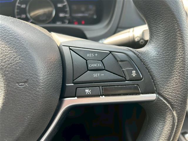 ノート ｅ－パワー　Ｘ　内地仕入　禁煙車　ナビ　フルセグＴＶ　全方位カメラ　Ｂｌｕｅｔｏｏｔｈ　ＤＶＤ　ＣＤ　ＵＳＢ　ＥＴＣ　インテリジェントミラー　ドライブレコーダー　スマートキー　プッシュスタート（9枚目）