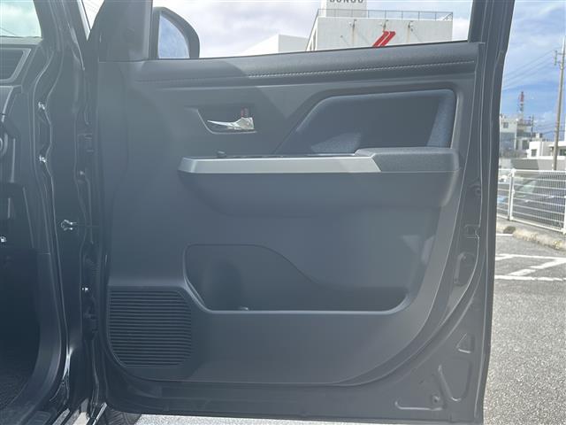 店舗にて現車の確認もいただけますので、お電話で在庫のご確認の上是非ご来店くださいませ！！！／／／／