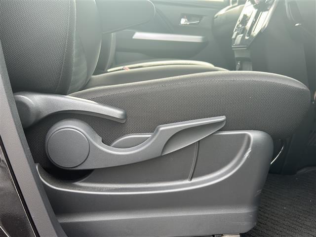 店舗にて現車の確認もいただけますので、お電話で在庫のご確認の上是非ご来店くださいませ！！！／／／／