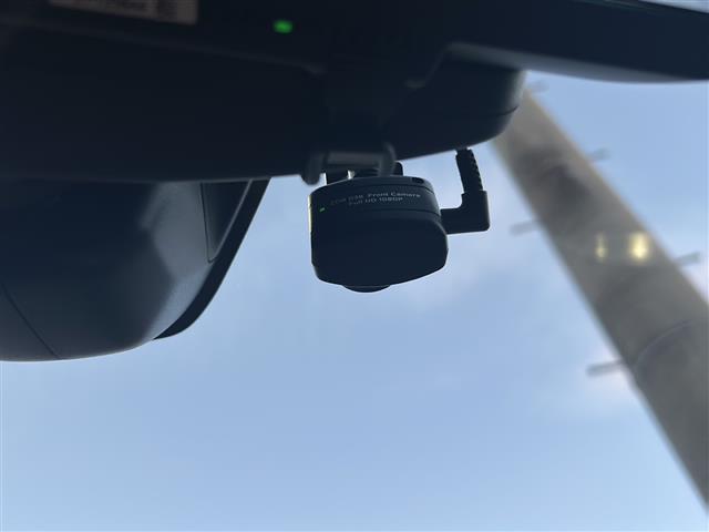 ドライブレコーダー付きなので万が一の事故した時に記録残せます!//